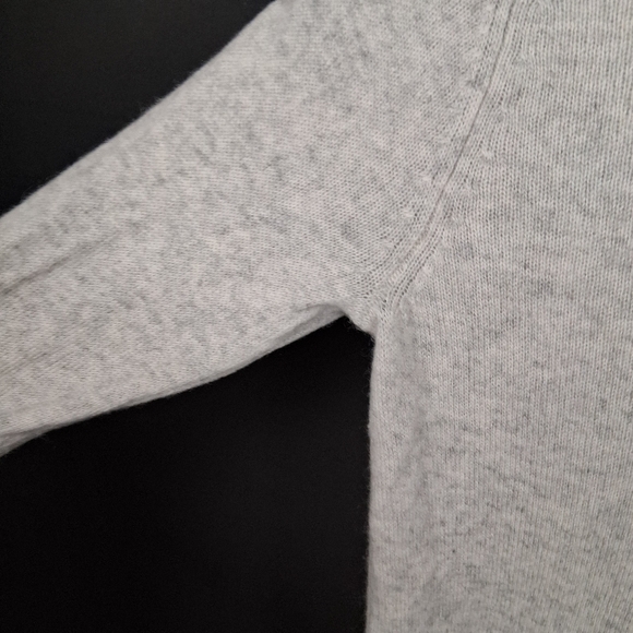 Cashmere Crew Neck Sweater Halogen Gray Size S Pullover Side Slits - Picture 8 of 11